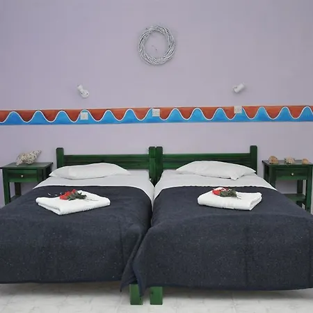 Halaris Apartman Perísza